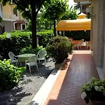 Ξενοδοχείο Giulia Marina di Massa