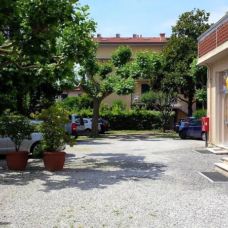 Giulia Marina di Massa